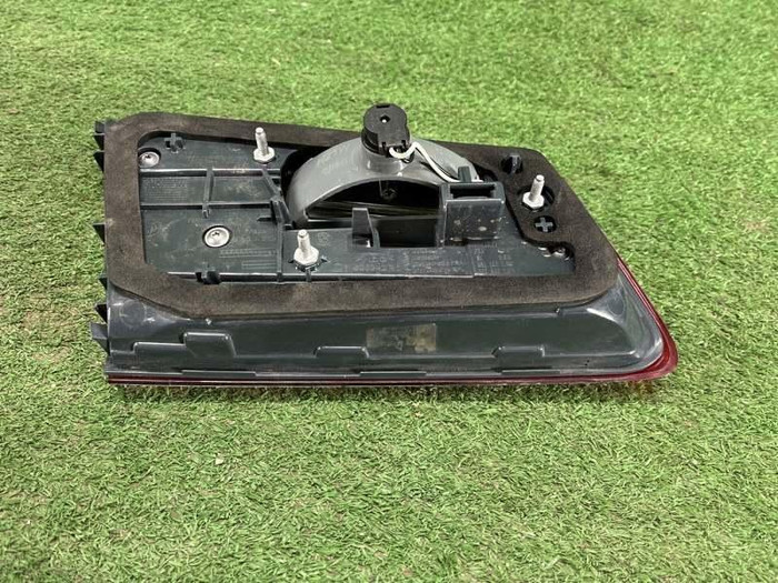 Фонарь правый внутренний BMW 5er G30 (2017-2020)