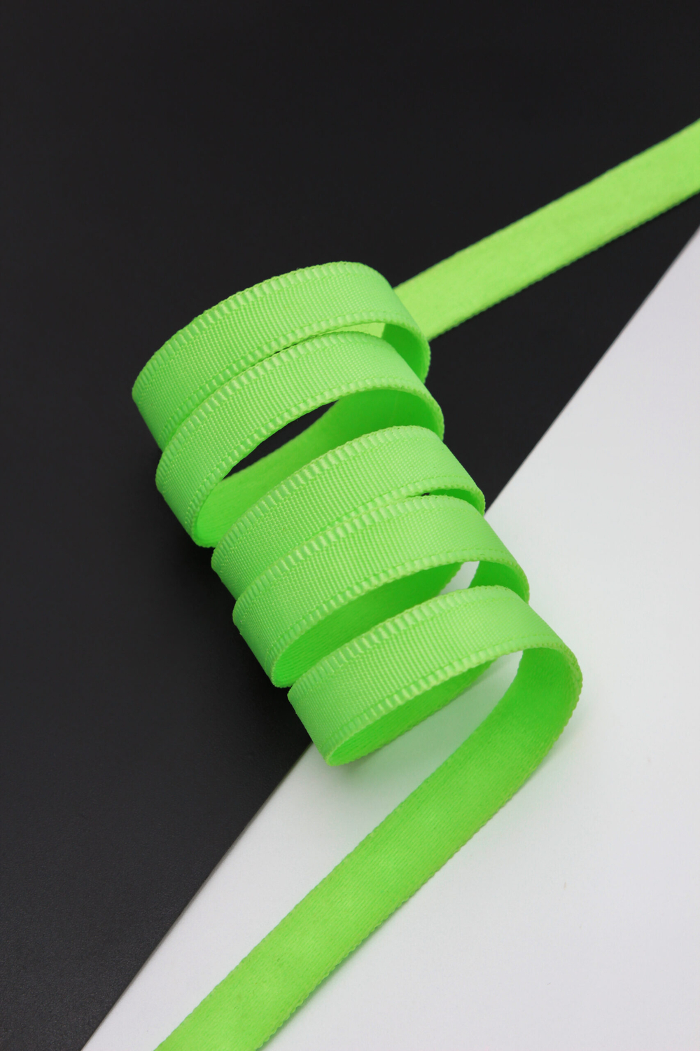 Туннельная лента двухшовная желто-зеленая ширина 10 мм