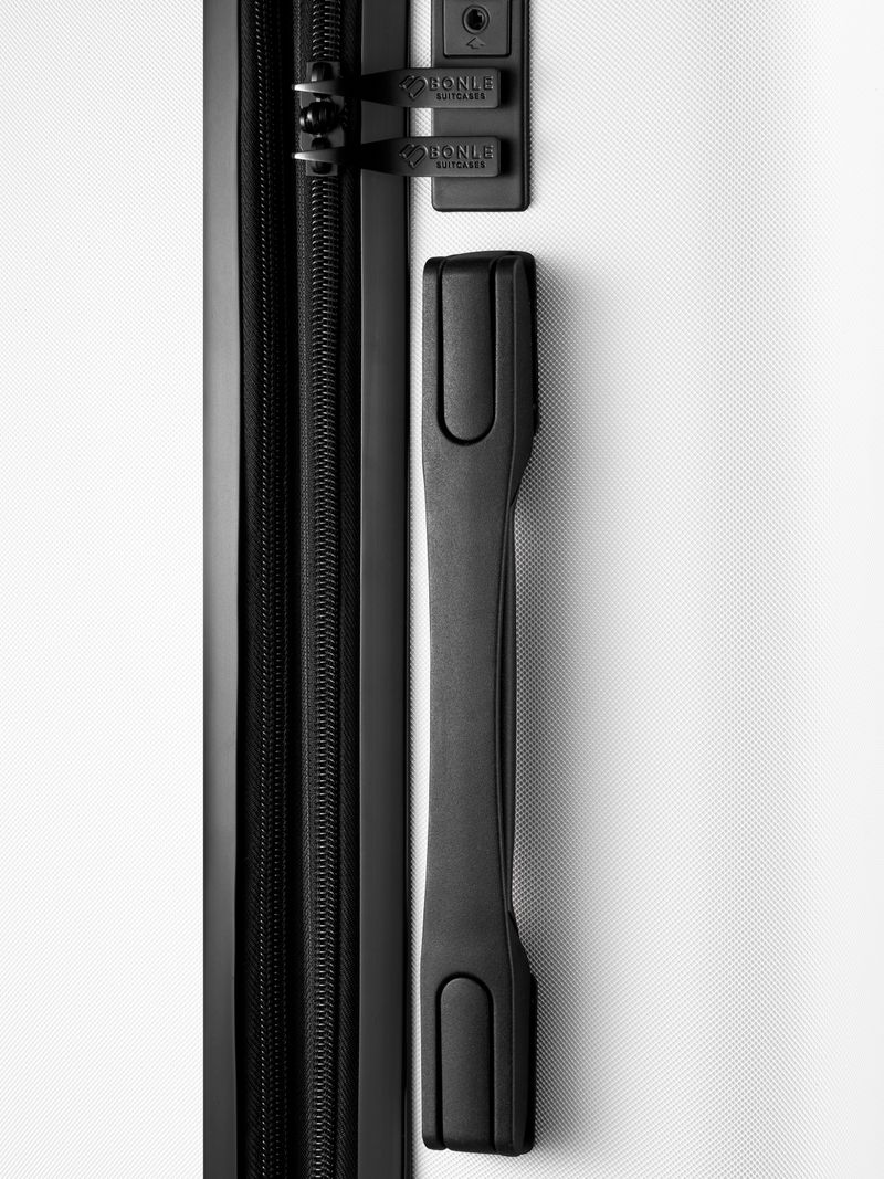 Чемодан Bonle размер М Белый