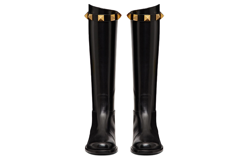 Valentino Garavani Roman Stud Round Toe Boots