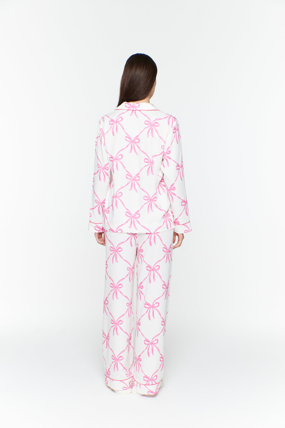 Блуза из вискозы с кантом и бантами