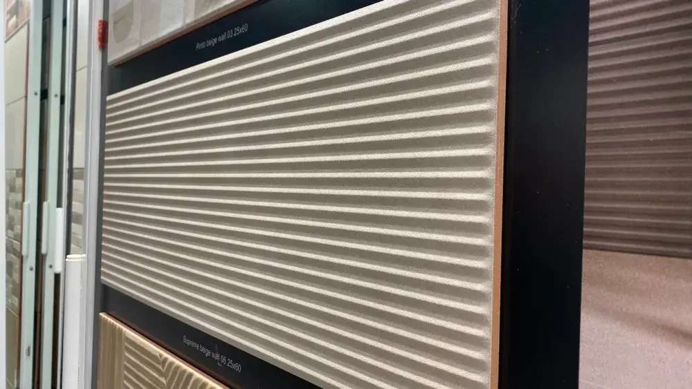 Pinto beige wall 03 250х600 (1-й сорт)