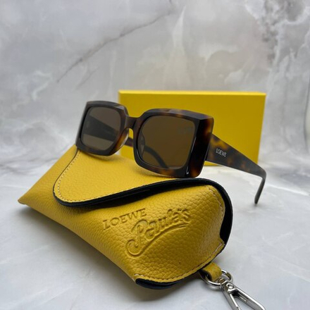 Солнцезащитные очки Loewe