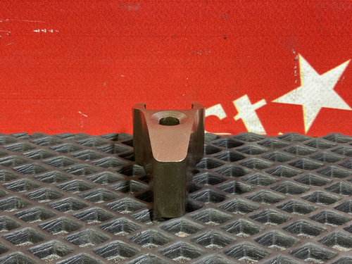 Кронштейн форсунки