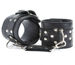 Чёрные наручники из кожи с пряжками
