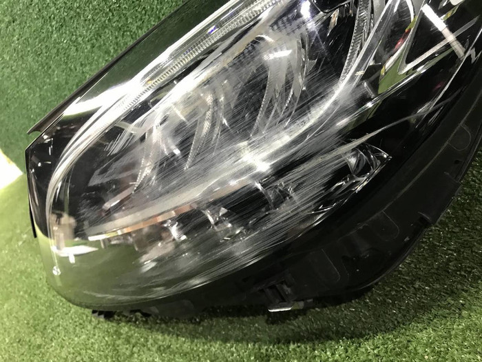 Фара левая Mercedes C w205 (2018-2023) LED