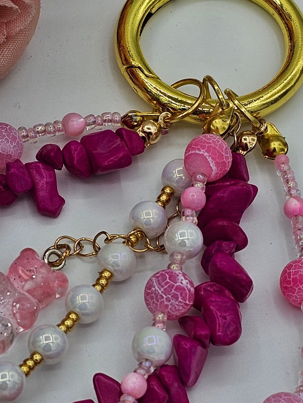 Обвес на сумку, брелок для ключей, подвеска авторская ручная работа с натуральными камнями "МИМИНИШНЫЙ"