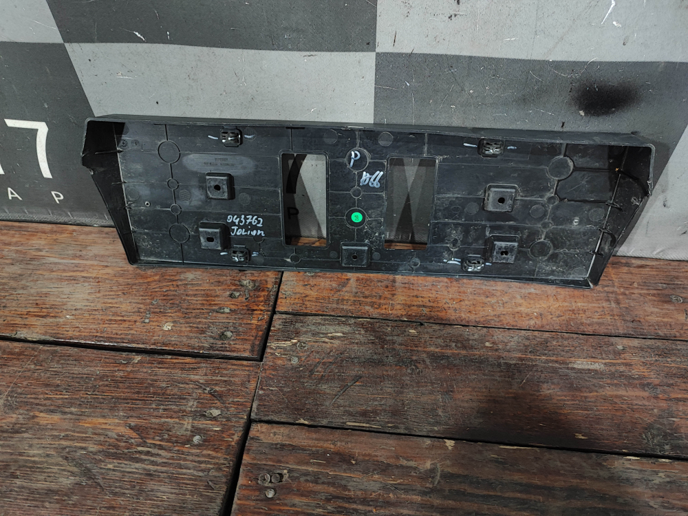 Площадка гос. номера Haval Jolion 21-нв Б/У Оригинал 2807100XST01A