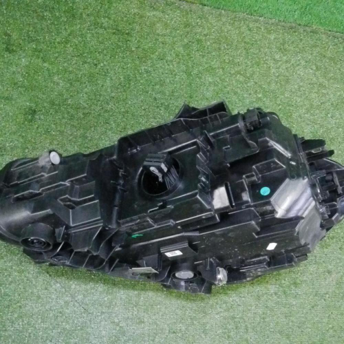 Фара правая BMW 2er F44 (2019-н.в.) LED (в пленке)