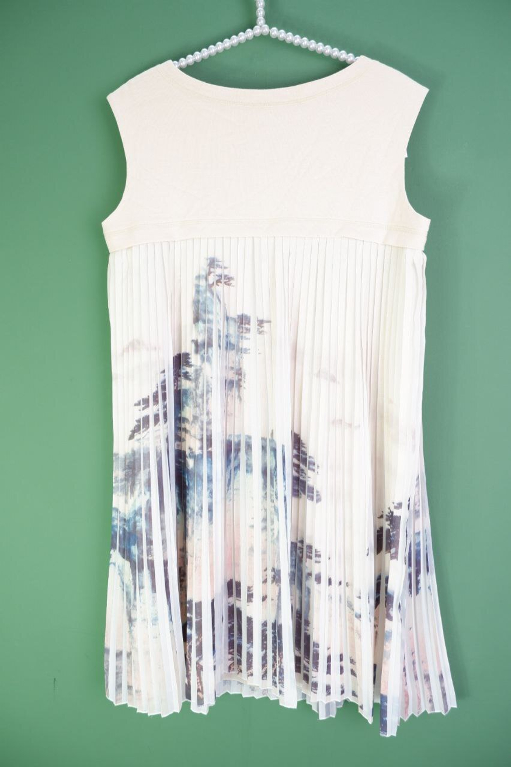 Топ с интересным дизайном 48 размер