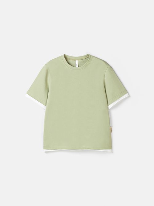 Футболка с контрастной отделкой 