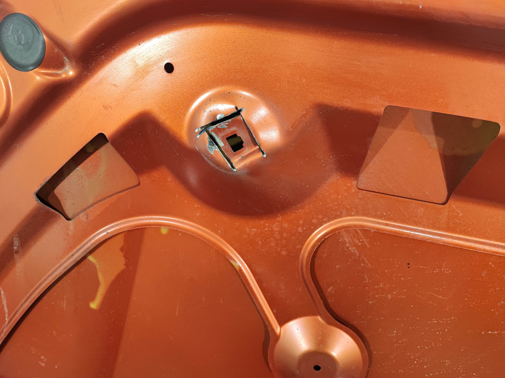 Капот LADA Vesta 15-нв Б/У Оригинал 8450039378