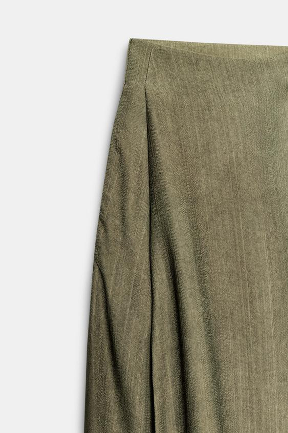 ZARA СТРУЯЩИЕСЯ БРЮКИ — ZW COLLECTION, ТЕМНО-ОЛИВКОВЫЙ
