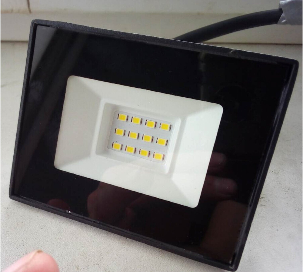 Saffit прожектор св/д 10W(900lm) 2835SMD 6400K 6K 80х60х30мм SFL90-10 IP65