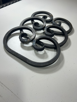 Кованый элемент вензель 150х270мм квадрат полнотелый 14х14мм