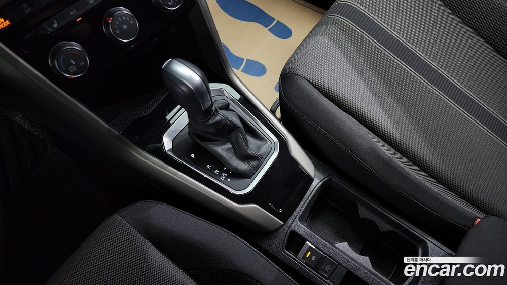 Volkswagen T-Roc 2.0 TDI 스타일 (01.2022)