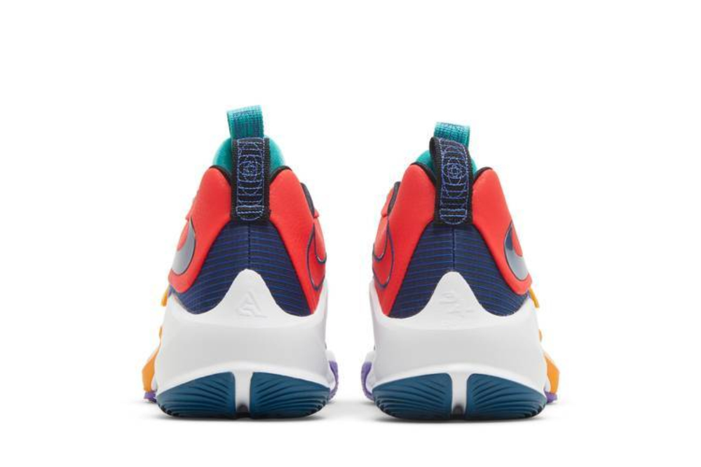 Кроссовки Nike Freak 3 Antetokounbros 3