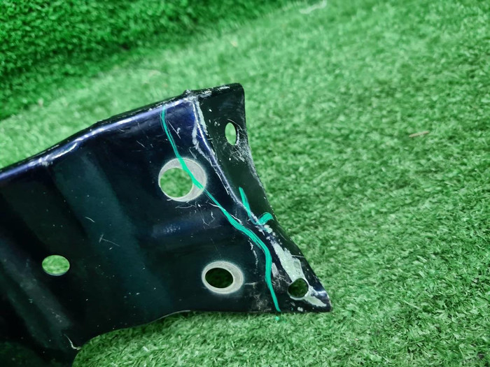 Крыло переднее правое Toyota Harrier XU80 (20-нв)