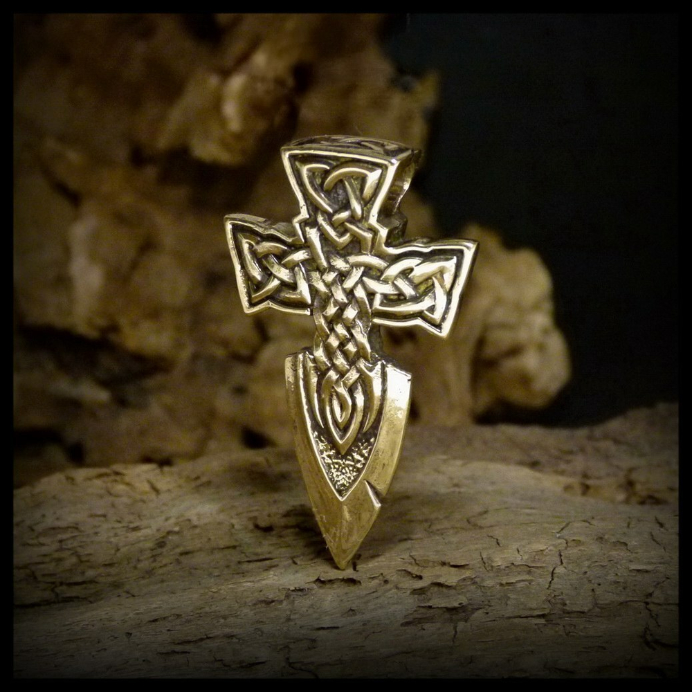 Подвеска - кулон "Кельтский Крест - Меч" латунь