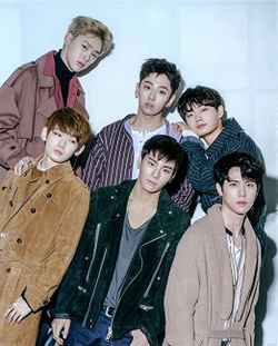 публикация JBJ - The Moment 1st Photo Book LIMITED Edition