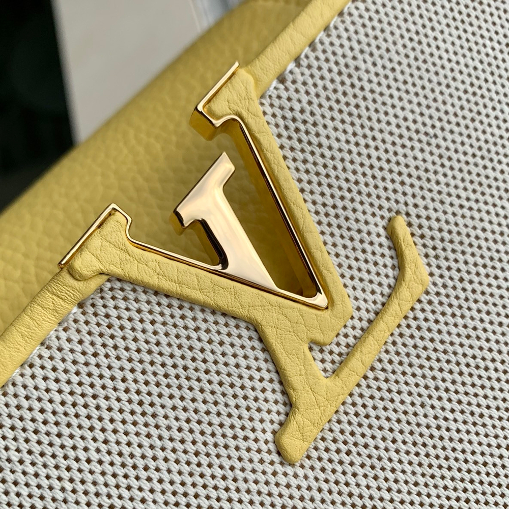 Louis Vuitton Capucines BB