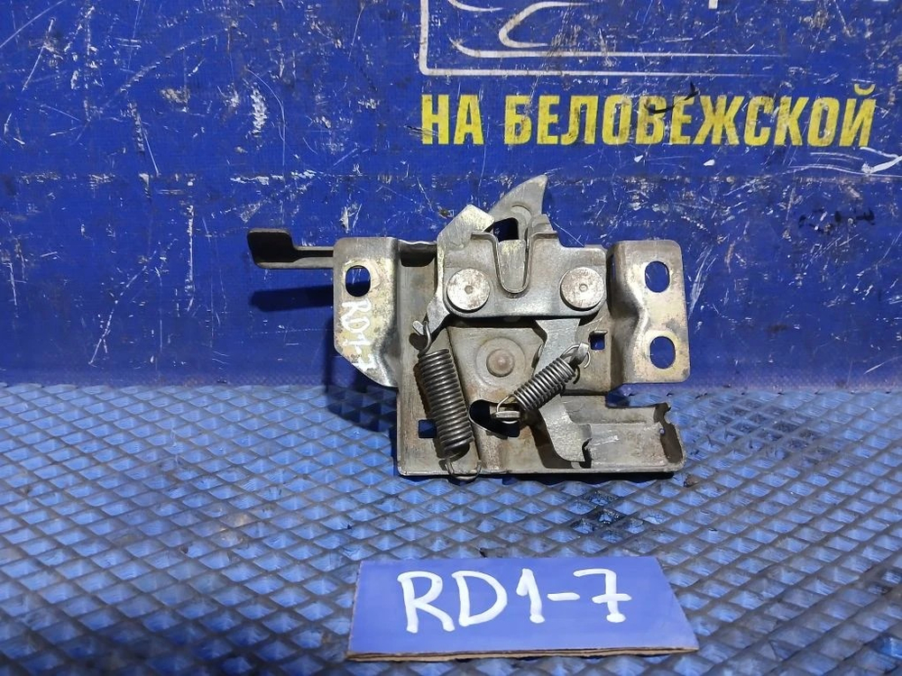 Замок капота Honda CR-V 1996