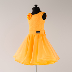 платье для танцев с пышной юбкой