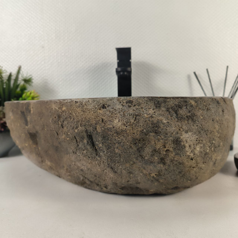 Раковина из речного камня RS-65188 53*41*15 0857