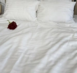 Простыня на резинке 200*160*25 WHITE LINE, сатин