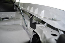 Упор (амортизатор) капота для Mitsubishi ASX (2010-2019) Autoinnovation.02-05