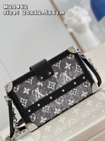 Louis Vuitton Petite Malle