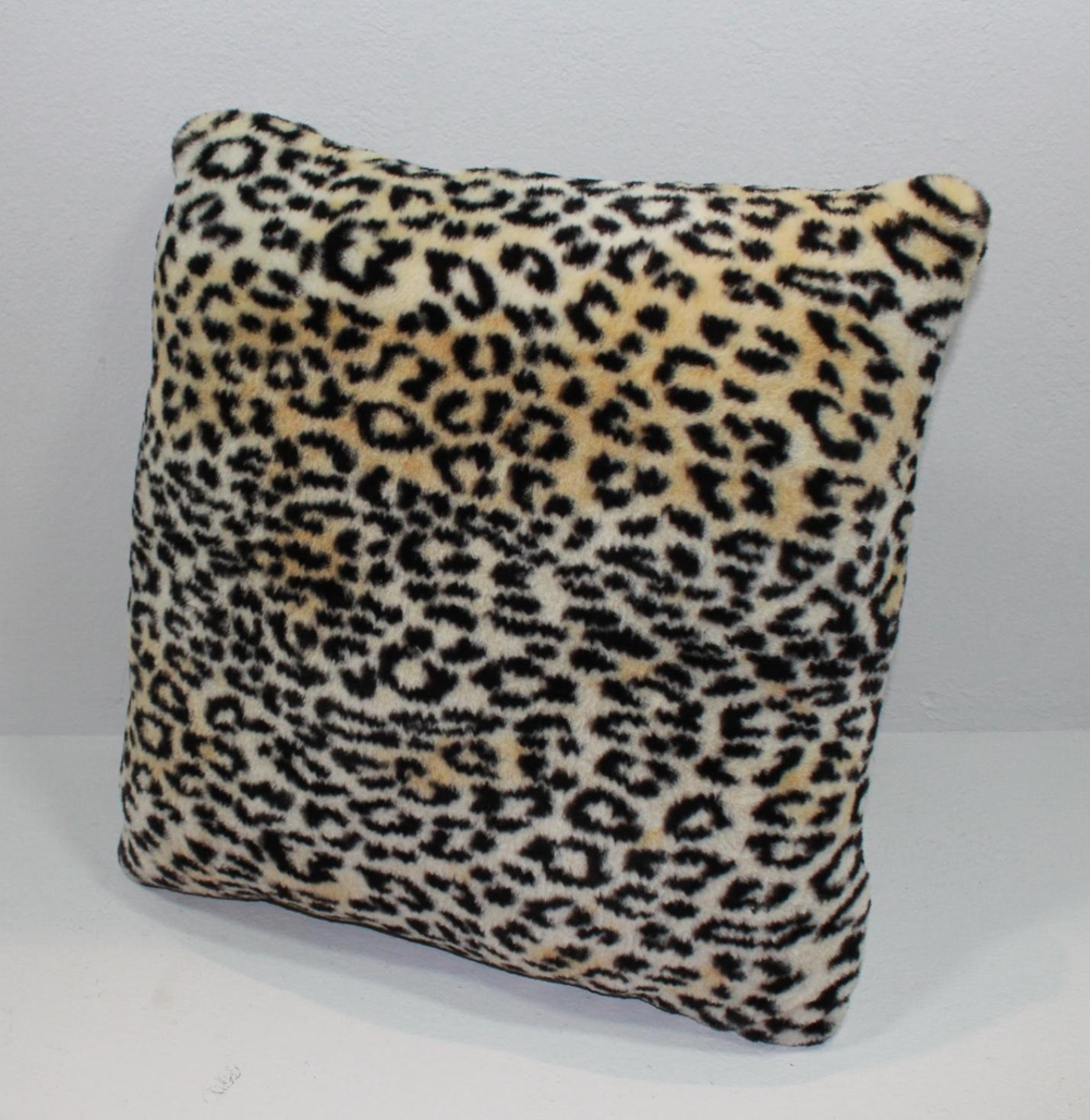 Подушка декоративная 50х50 Cor Mulder Leo