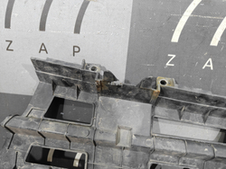 Решетка переднего бампера Kia Mohave (HM) 16-20 Б/У Оригинал 865612J710