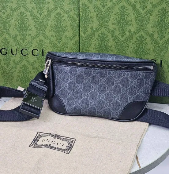 Поясная сумка GUCCI Belt Small GG Emblem, чёрный