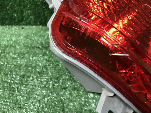 ПТФ левый Toyota Land Cruiser 200 (2015-2021)