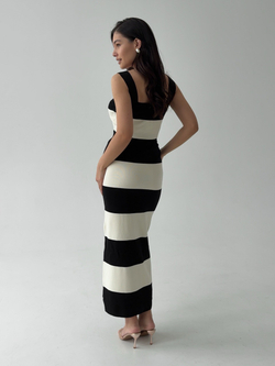 Комплект вязаный, в полоску, топ на лямках и длинная юбка