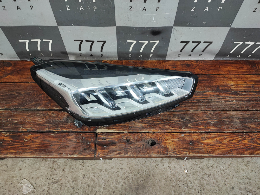 Фара правая LED Chery Tiggo 8 18-нв Б/У Оригинал 605000017AA