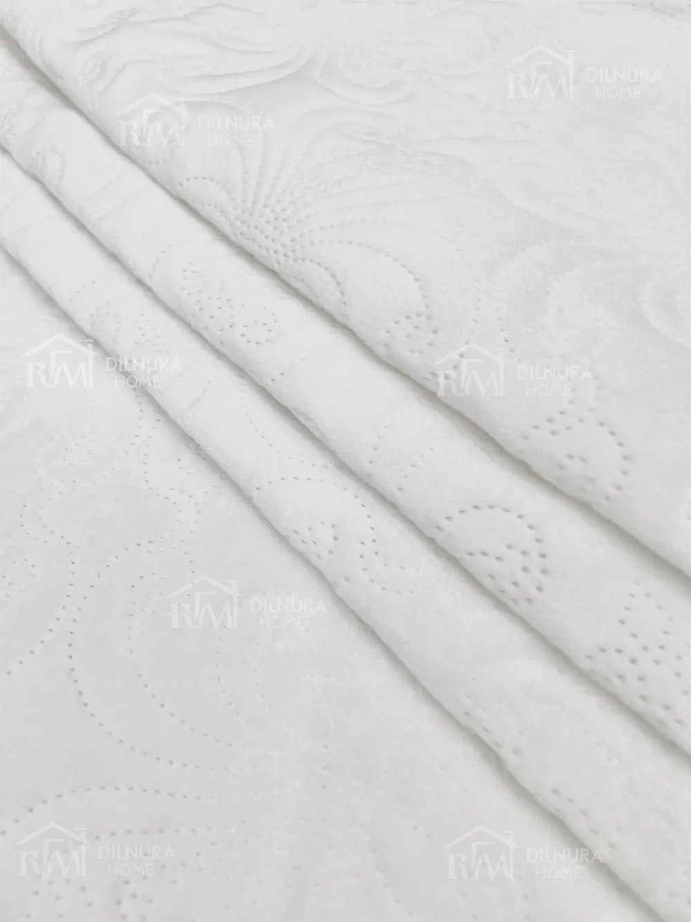 Покрывало 220х240 стеганое для кровати и дивана