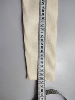 Платье кремовое по фигуре с отделкой в восточном стиле 42- 44 размер