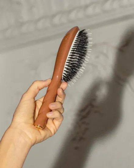 La Bonne Brosse N.02 The Essential Do It All Brush