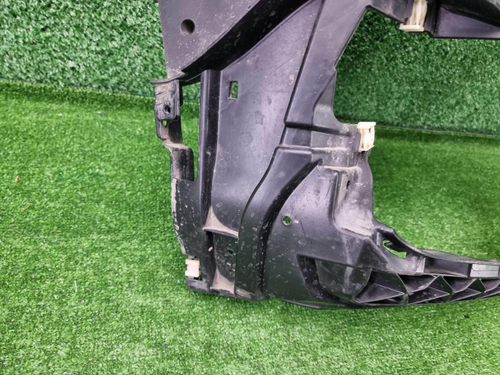 Кронштейн ПТФ правый BMW X1 F48 (2019-2022)