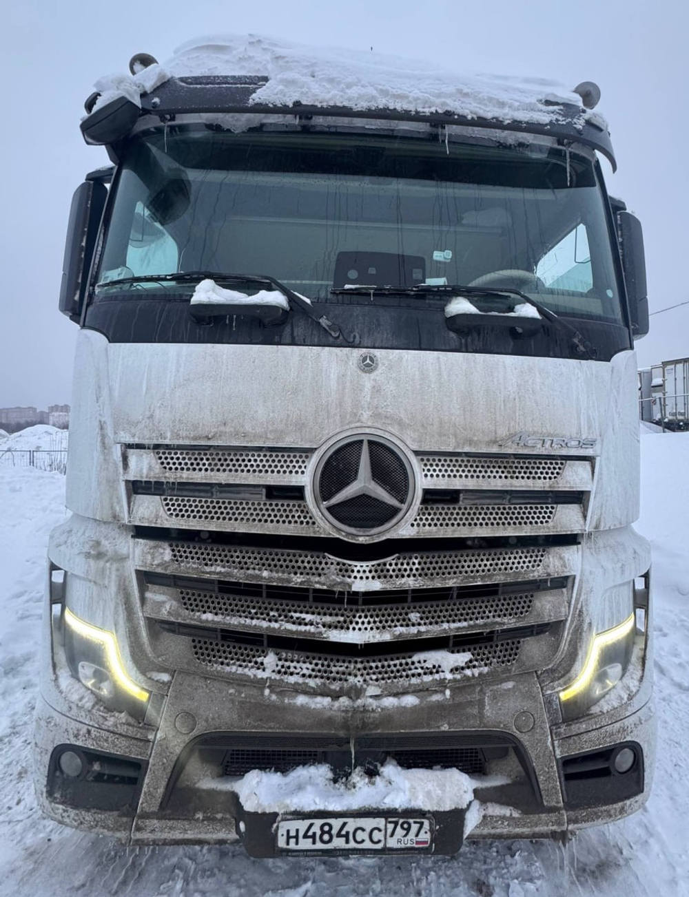 Mercedes-Benz ACTROS 4x2 Седельный тягач 1848 (Дизельный, 12,8 л, 476 л.с., АТ)
