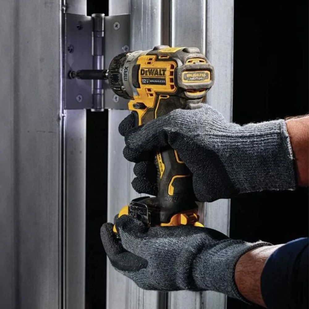 DeWalt DCF601D2-QW аккумуляторная дрель-шуруповерт (2 x 2 Ач, ЗУ)