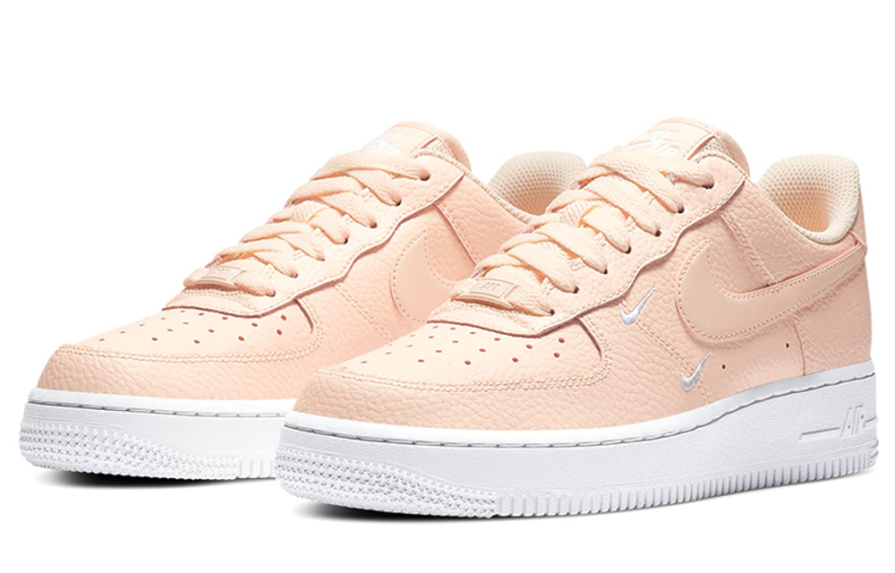 Кроссовки Nike Air Force 1 Low '07 Essential (Женская размерная сетка)