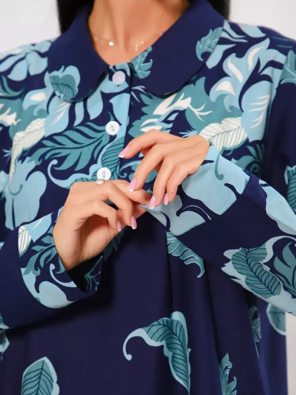 Платье закрытое