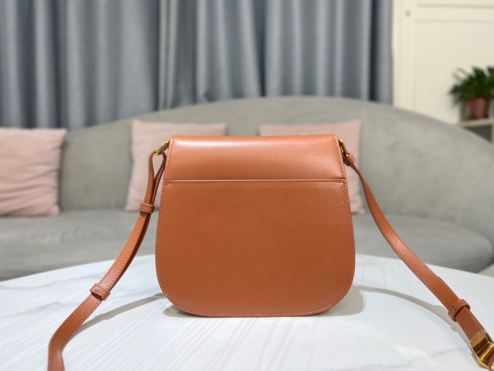 Christian Dior Bobby Frame