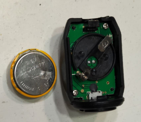 Замена аккумулятор LIR2477 с ножками