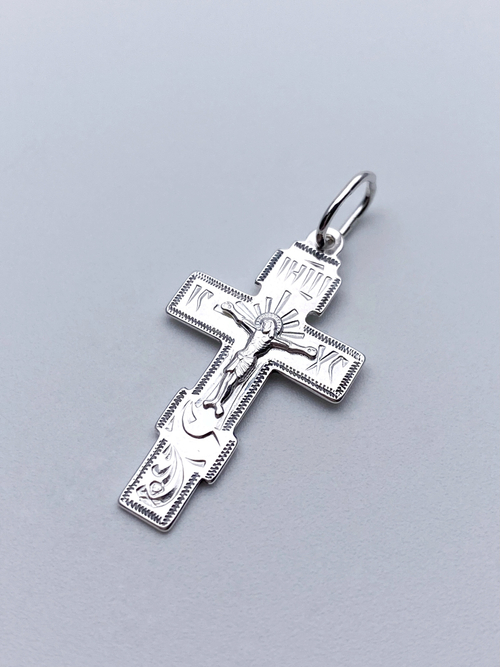 Крест из серебра/Частичное чернение/С подвижным ухом