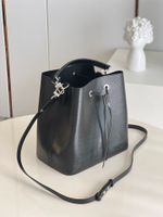 Louis Vuitton NeoNoe MM