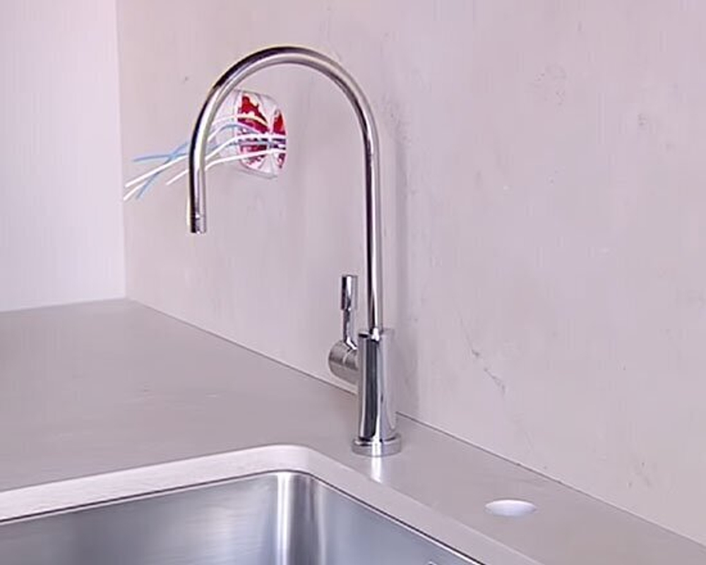 Автомат питьевой воды Аквафор DWM-101S Морион